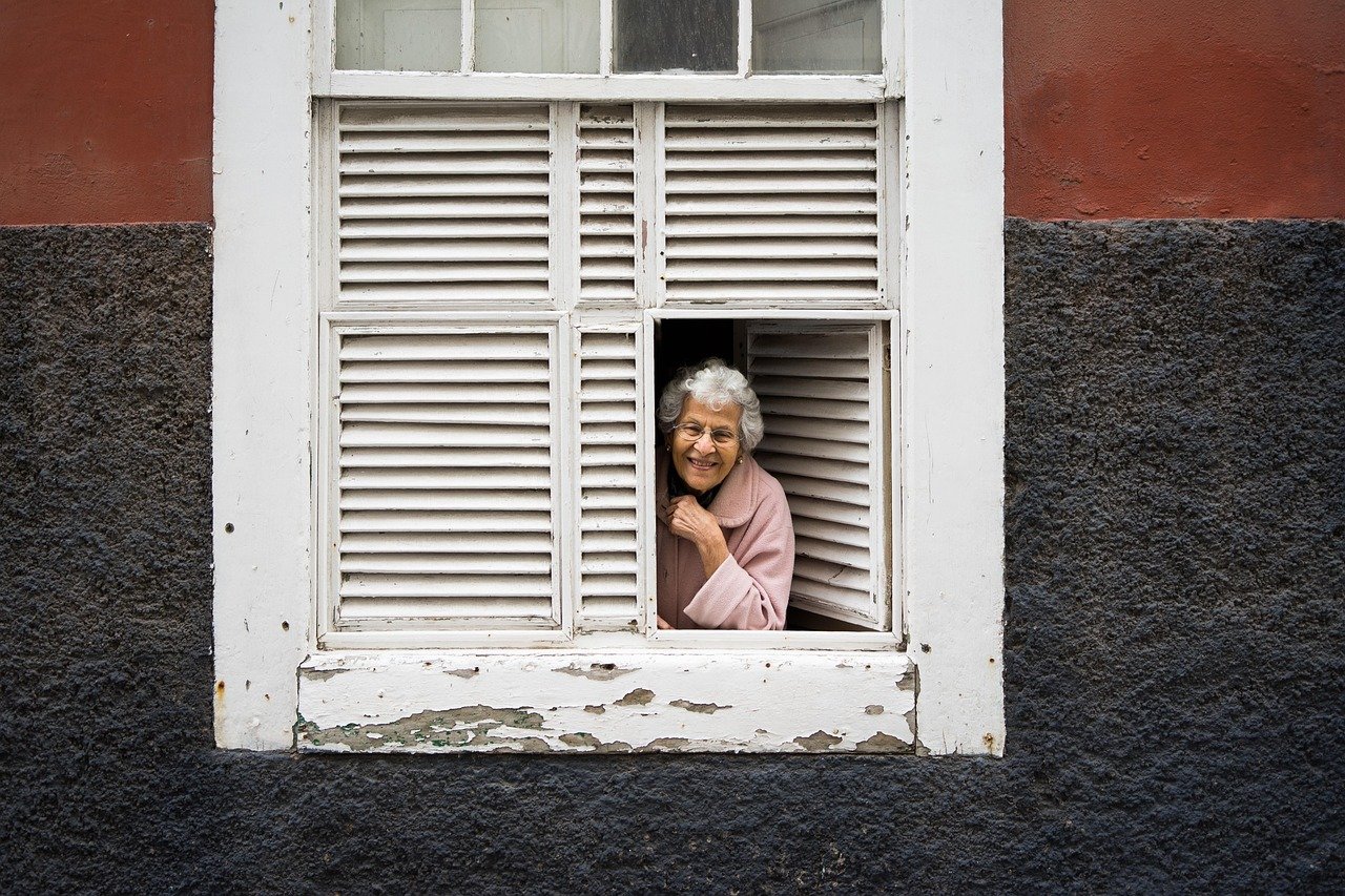 Recognizing Early Alzheimer’s Symptoms: A Comprehensive Guide
